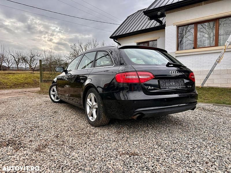 Second-hand Audi A4 Attraction 170 CP (125 kW) 2013 Culoarenegru Break