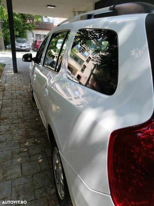Alb Utilizat 2016 Dacia Logan MCV Prestige Break | 5.500 EUR (Preț OK) - Imagine 1/4