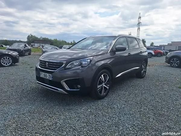 Gri Utilizat 2021 Peugeot 5008 Monovolum | 13.990 EUR (Preț bun) - Imagine 1/4