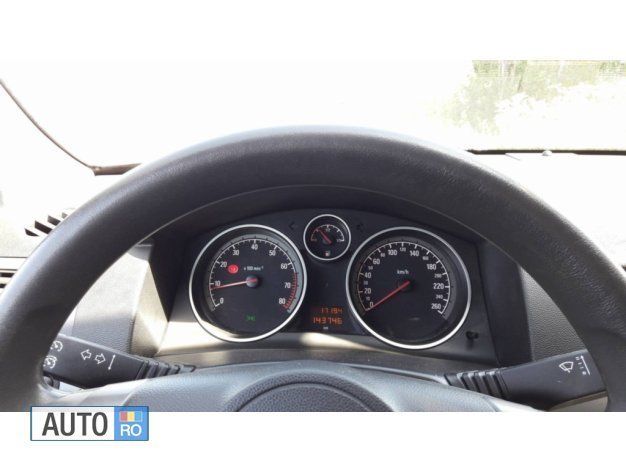 Second-hand Opel Astra 90 CP (66 kW) 2006 Gri Hatchback