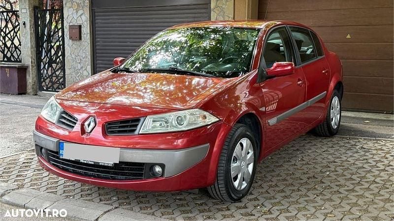 Culoarerosu Utilizat 2006 Renault Mégane II Expression Berlinǎ | 2.900 EUR (Scump) - Imagine 1/4