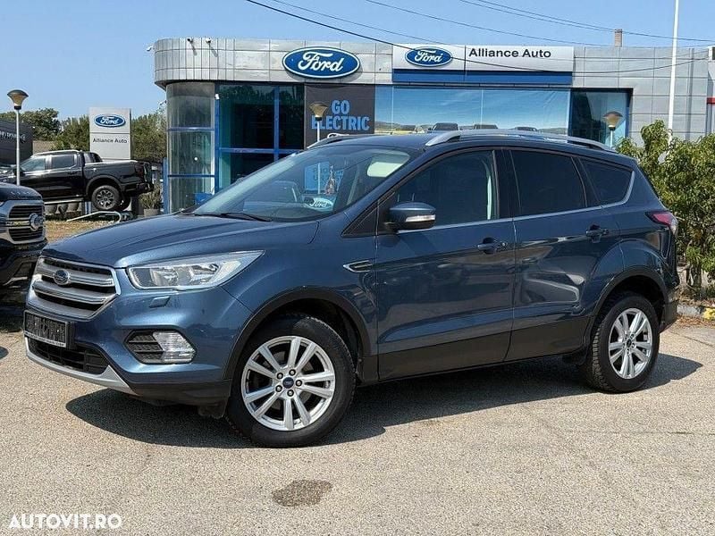 Culoarealbastru Utilizat 2018 Ford Kuga SUV | 12.900 EUR (Super Preț) - Imagine 1/4