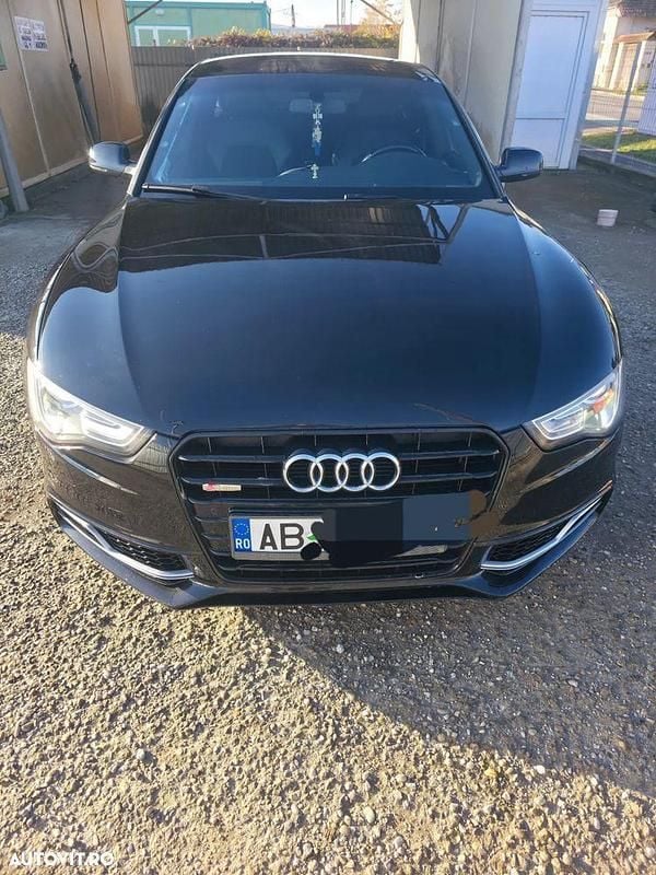 Culoarenegru Utilizat 2010 Audi A5 Sportback S-Line Hatchback | 8.900 EUR (Puțin scump) - Imagine 1/4