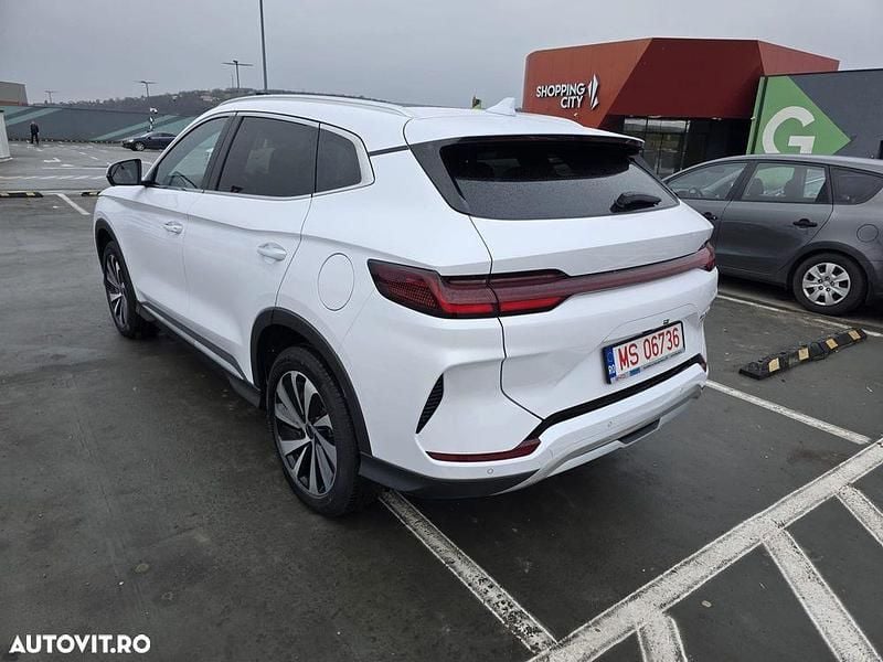 Second-hand BYD Seal U Comfort 159 kW (217 CP) 2025 Culoarealb SUV