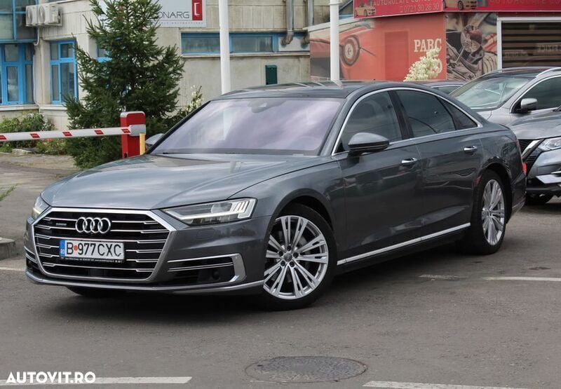 Gri Utilizat 2019 Audi A8 Berlinǎ | 37.500 EUR (Preț bun) - Imagine 1/4