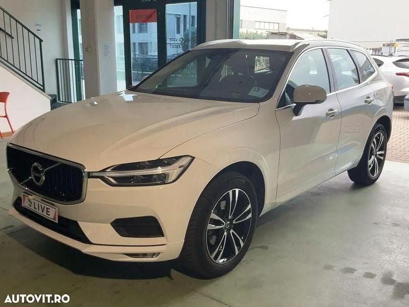 Culoarealb Utilizat 2018 Volvo XC60 Momentum SUV | 25.900 EUR (Preț OK) - Imagine 1/4
