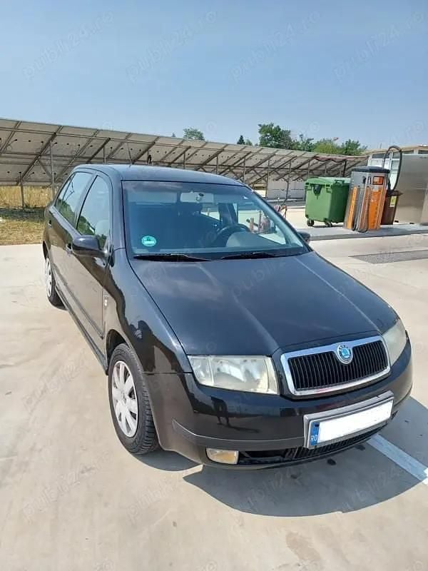 Utilizat 2002 Skoda Fabia Hatchback | 1.200 EUR (Preț bun) - Imagine 1/4