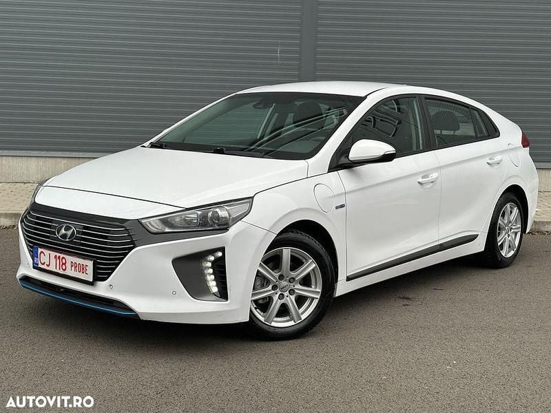 Culoarealb Utilizat 2018 Hyundai Ioniq Hatchback | 12.700 EUR (Puțin scump) - Imagine 1/4
