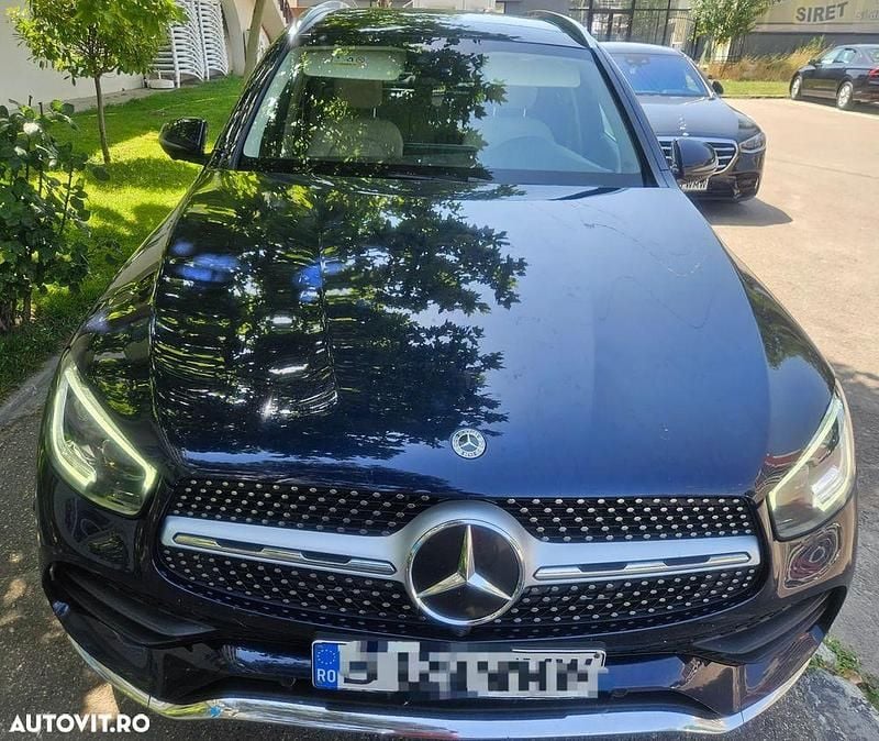 Albastru Utilizat 2021 Mercedes GLC300 SUV | 35.000 EUR (Super Preț) - Imagine 1/4