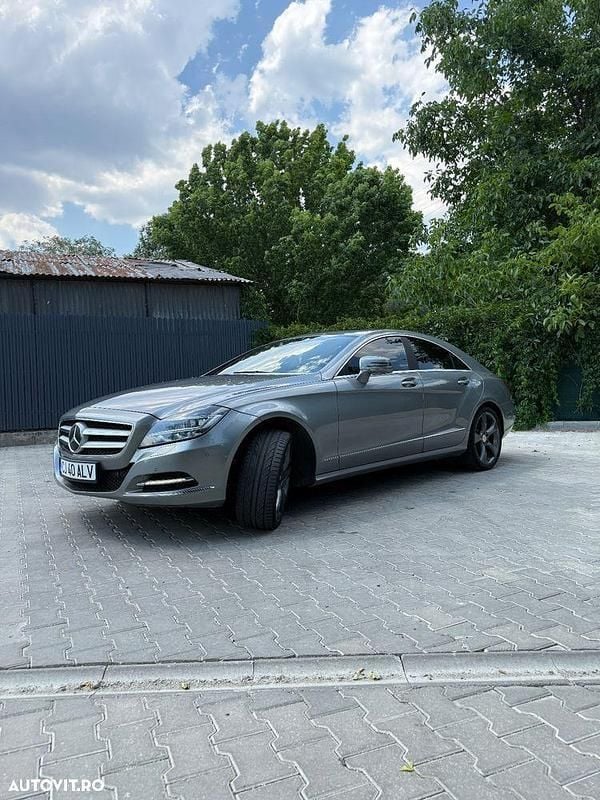 Gri Utilizat 2011 Mercedes CLS350 Berlinǎ | 12.900 EUR (Preț OK) - Imagine 1/4