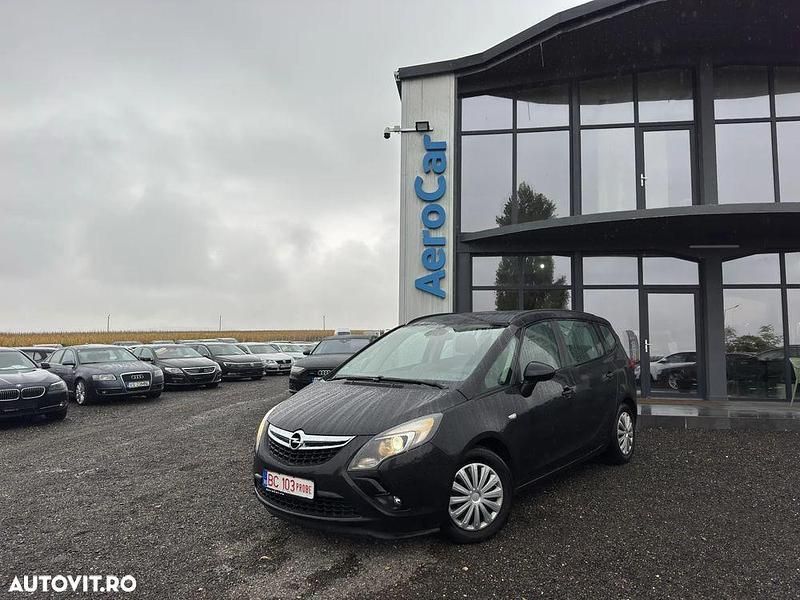 Culoaregri Utilizat 2015 Opel Zafira Edition Monovolum | 6.990 EUR (Preț OK) - Imagine 1/4