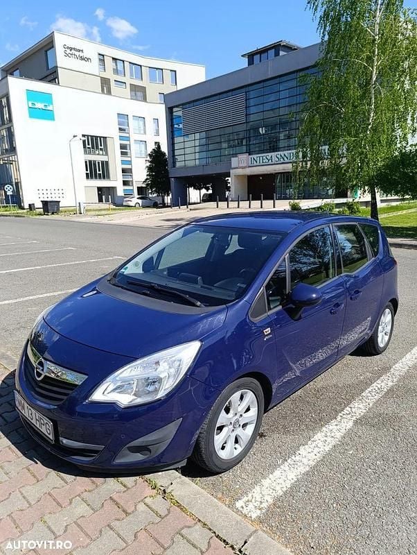 Albastru Utilizat 2013 Opel Meriva Cosmo Monovolum | 4.300 EUR (Preț bun) - Imagine 1/4