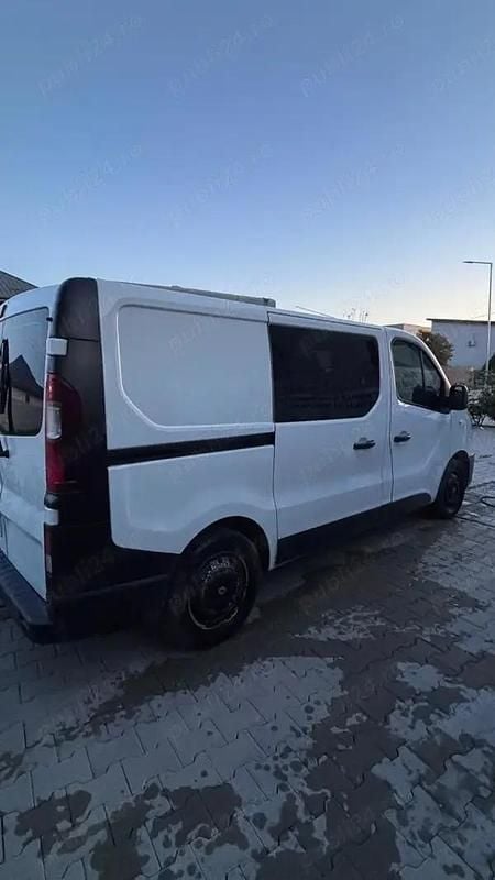 Utilizat 2016 Renault Trafic Van | 10.190 EUR (Preț bun) - Imagine 1/4