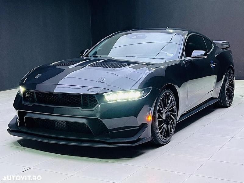 Culoarenegru Utilizat 2024 Ford Mustang Coupe | 39.990 EUR - Imagine 1/4