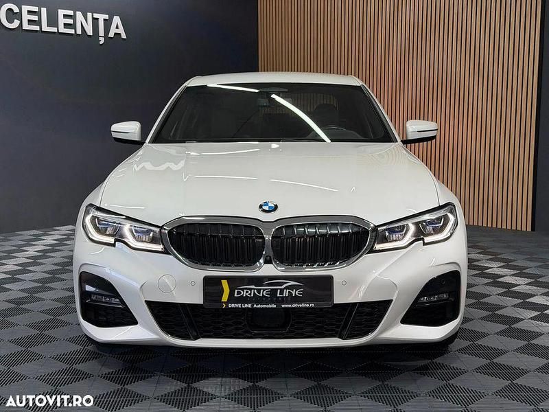 Second-hand BMW 330e Exclusive 292 CP (214 kW) 2021 Culoarealb Berlinǎ