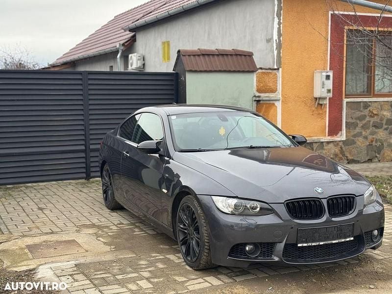 Second-hand BMW 320 177 CP (130 kW) 2009 Culoaregri Coupe