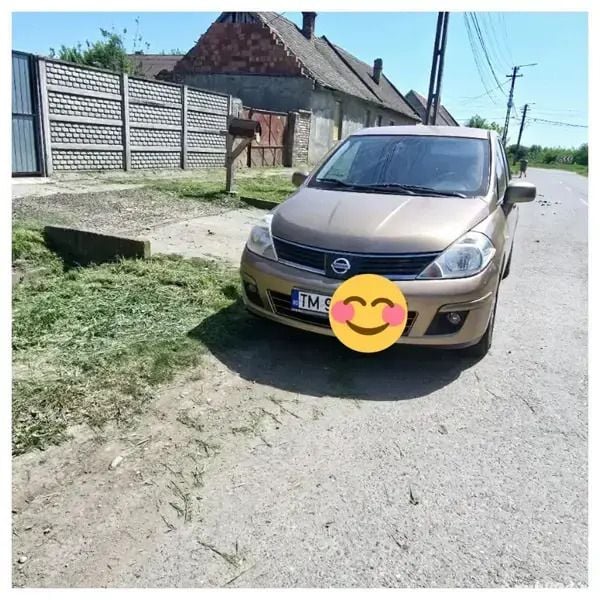 Utilizat 2008 Nissan Tiida Berlinǎ | 2.099 EUR - Imagine 1/4