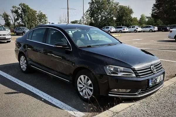 Utilizat 2012 VW Passat Berlinǎ | 4.999 EUR (Preț bun) - Imagine 1/4