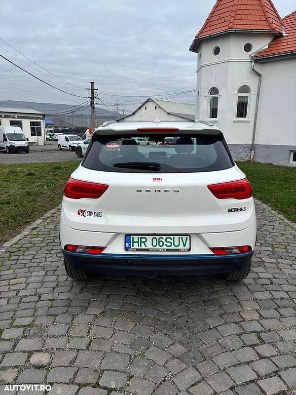 Second-hand Seres 3 119 kW (163 CP) 2022 Culoarealb SUV