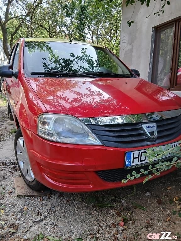 Utilizat 2011 Dacia Logan Berlinǎ | 2.649 EUR - Imagine 1/4