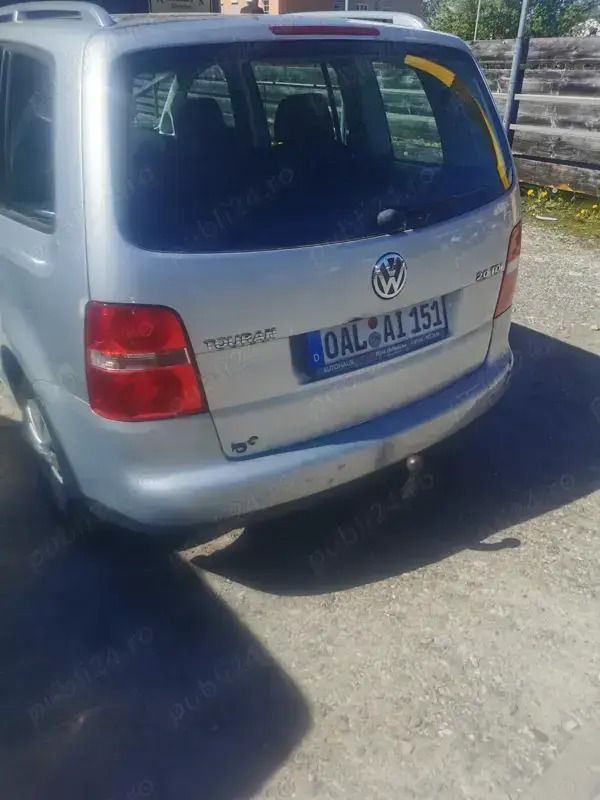 Utilizat 2006 VW Touran Cross Monovolum | 1.500 EUR - Imagine 1/2