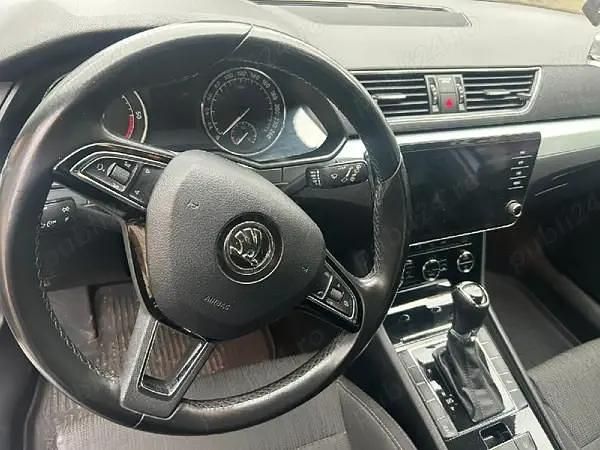 Second-hand Skoda Superb 150 CP (110 kW) 2019 Berlinǎ