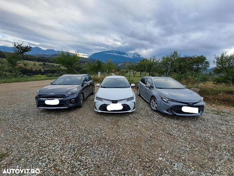 Culoarealb Utilizat 2020 Toyota Corolla Business Edition Berlinǎ | 12.999 EUR (Preț OK) - Imagine 1/4