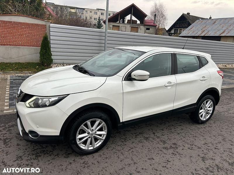 Culoarealb Utilizat 2014 Nissan Qashqai N-Connecta SUV | 8.999 EUR (Preț OK) - Imagine 1/4