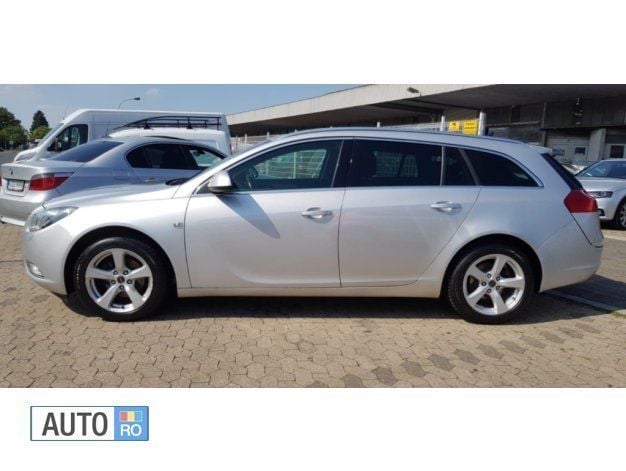 Second-hand Opel Insignia 130 CP (95 kW) 2009 Gri Break