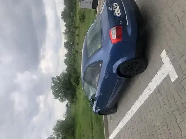 Albastru Utilizat 2004 Audi A4 Berlinǎ | 1.600 EUR - Imagine 1/4