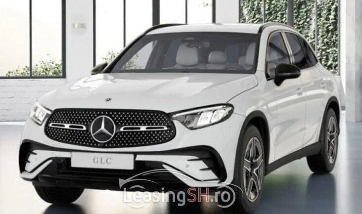 Alb Utilizat 2024 Mercedes 200 AMG SUV | 55.900 EUR (Preț bun) - Imagine 1/4