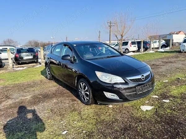 Second-hand Opel Astra 101 CP (74 kW) 2011 Hatchback
