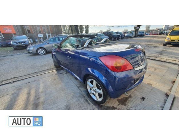 Second-hand Opel Tigra 125 CP (91 kW) 2005 Albastru Cabrio