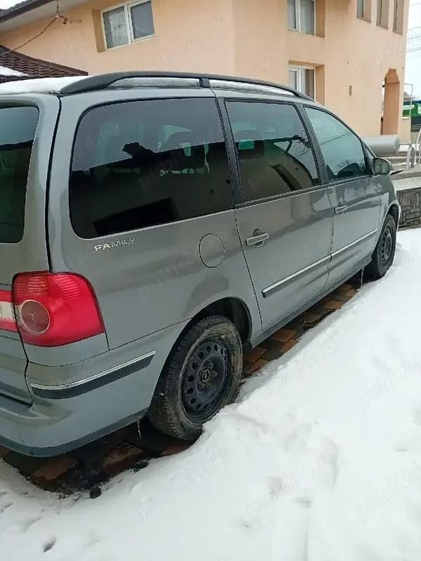 Second-hand VW Sharan 131 CP (96 kW) 2004 Gri Monovolum