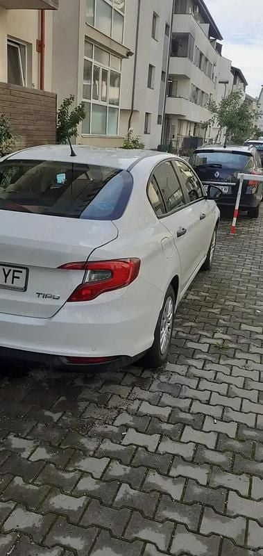 Utilizat 2019 Fiat Tipo Berlinǎ | 7.450 EUR (Preț OK) - Imagine 1/4