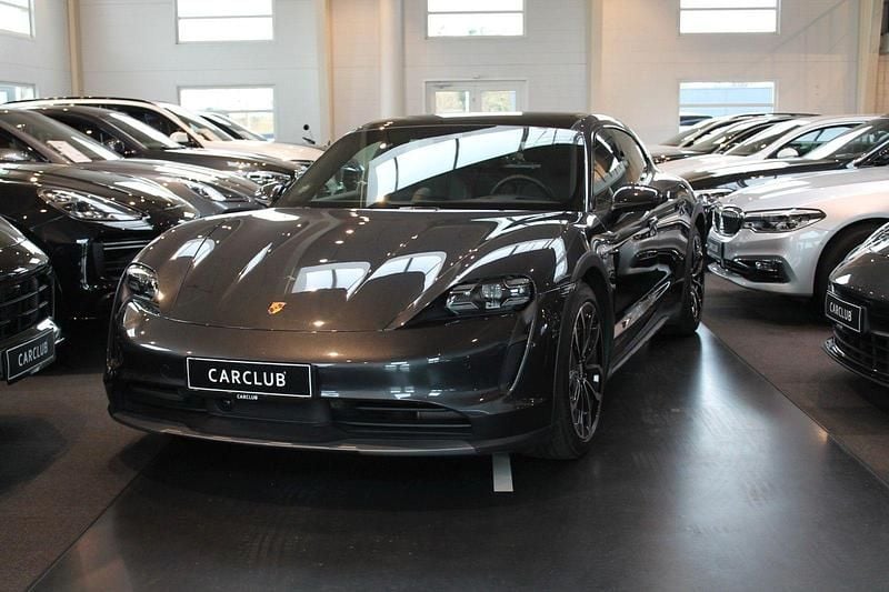 Utilizat 2022 Porsche Taycan Cross Turismo Berlinǎ | 71.819 EUR - Imagine 1/1