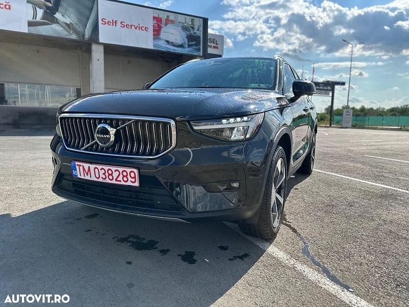 Culoarenegru Utilizat 2024 Volvo XC40 Ultimate SUV | 42.500 EUR (Scump) - Imagine 1/4