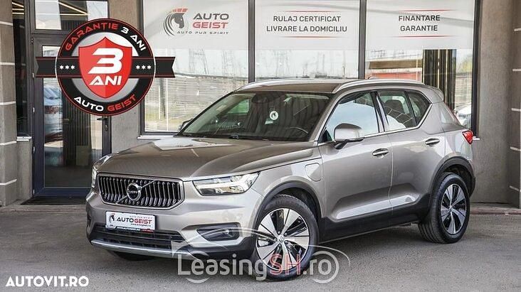 Gri Utilizat 2021 Volvo XC40 Inscription SUV | 24.990 EUR (Preț OK) - Imagine 1/4