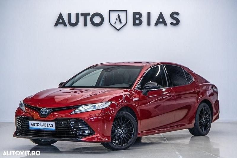 Second-hand Toyota Camry 218 CP (160 kW) 2019 Culoarerosu Berlinǎ