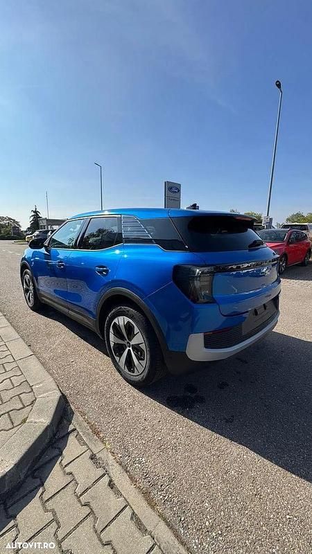 Nouă Ford Explorer 125 kW (170 CP) 2025 Culoarealbastru SUV