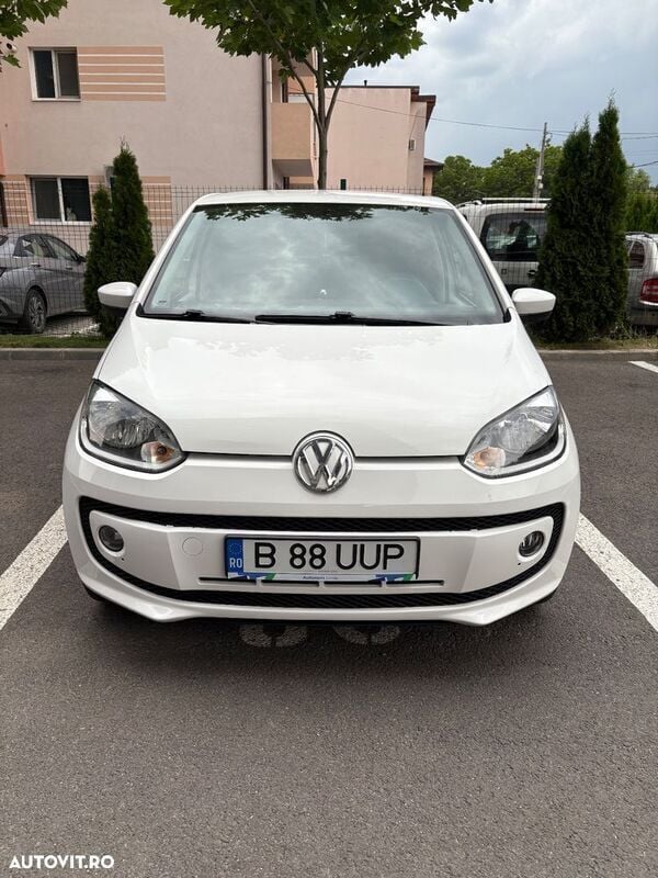 Alb Utilizat 2015 VW up! Hatchback | 4.199 EUR - Imagine 1/4