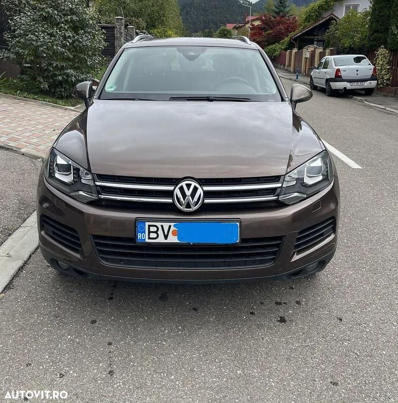 Culoaremaro Utilizat 2010 VW Touareg SUV | 10.800 EUR - Imagine 1/4