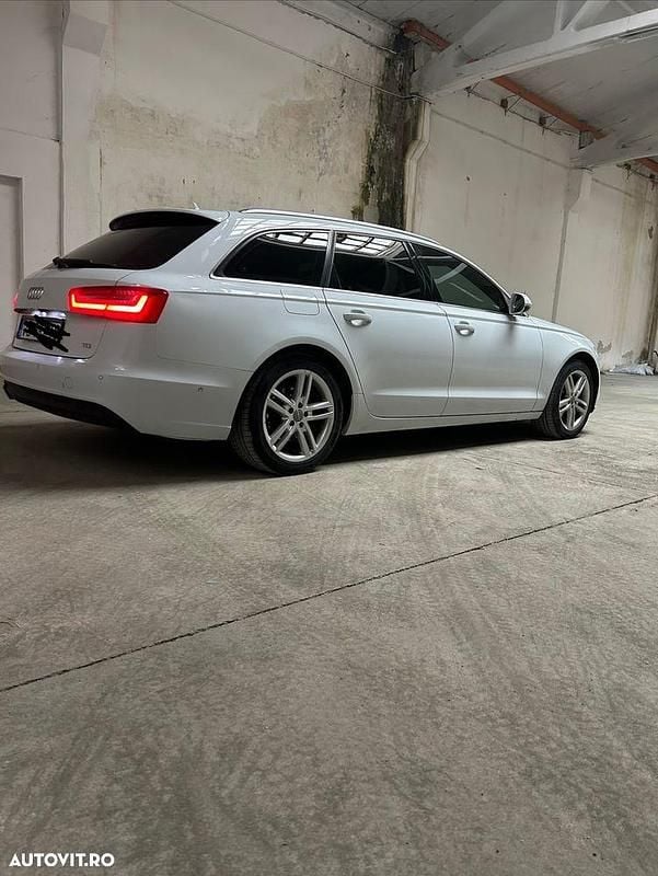 Second-hand Audi A6 Comfort 177 CP (130 kW) 2013 Culoarealb Break