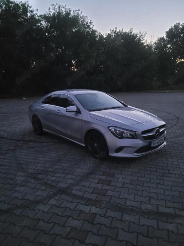 Gri Utilizat 2016 Mercedes CLA220 Berlinǎ | 16.000 EUR - Imagine 1/4
