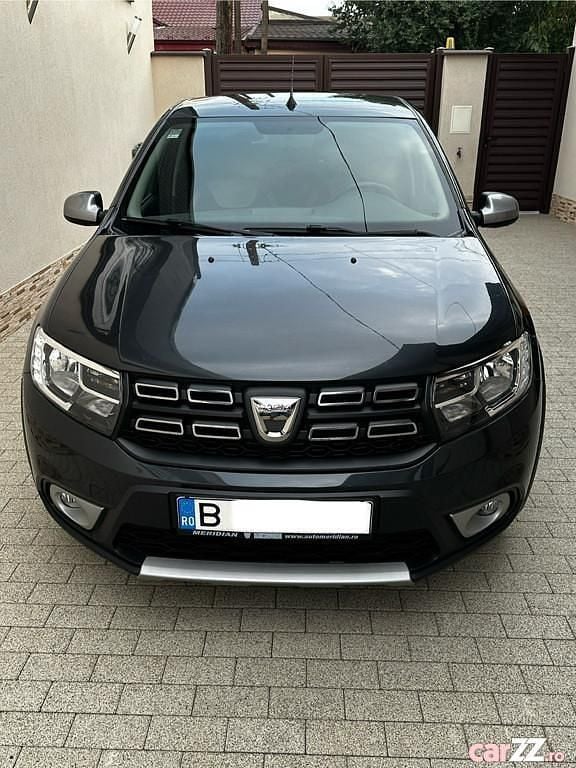 Gri Utilizat 2021 Dacia Logan Berlinǎ | 9.900 EUR (Preț bun) - Imagine 1/4