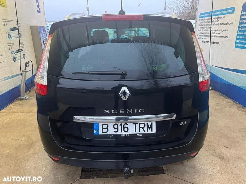 Second-hand Renault Grand Scénic III 130 CP (95 kW) 2014 Culoarenegru Monovolum