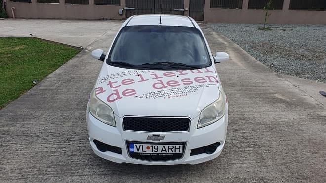 Alb Utilizat 2009 Chevrolet Aveo Hatchback | 1.990 EUR (Preț OK) - Imagine 1/4