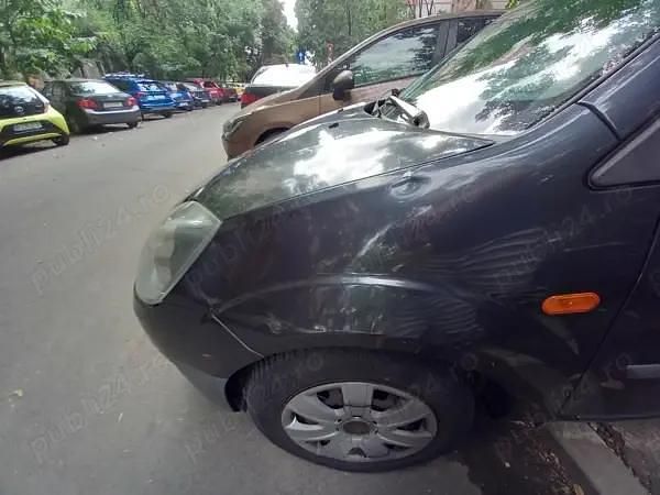 Second-hand Ford Fiesta 75 CP (55 kW) 2007 Albastru Hatchback