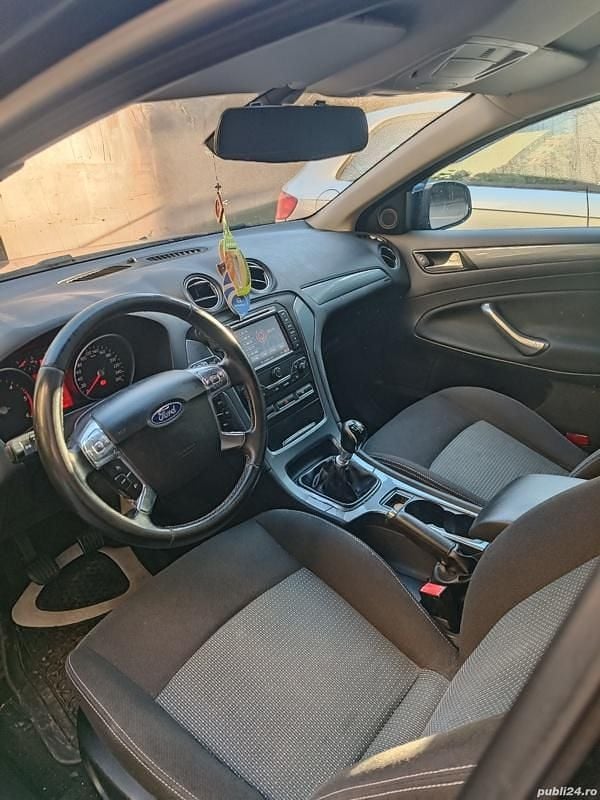 Utilizat 2011 Ford Mondeo Berlinǎ | 4.500 EUR (Preț OK) - Imagine 1/4