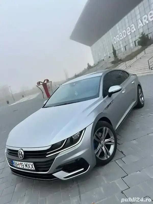 Argintiu Utilizat 2019 VW Arteon R-line Berlinǎ | 19.000 EUR (Preț OK) - Imagine 1/4